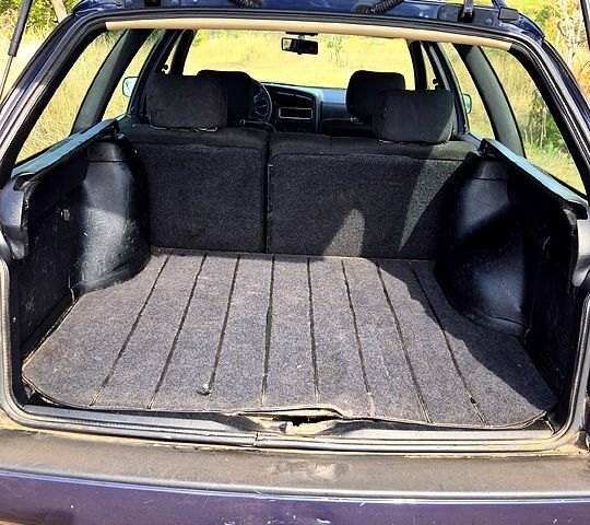 Фольксваген Пассат, об'ємом двигуна 1.8 л та пробігом 350 тис. км за 1500 $, фото 5 на Automoto.ua