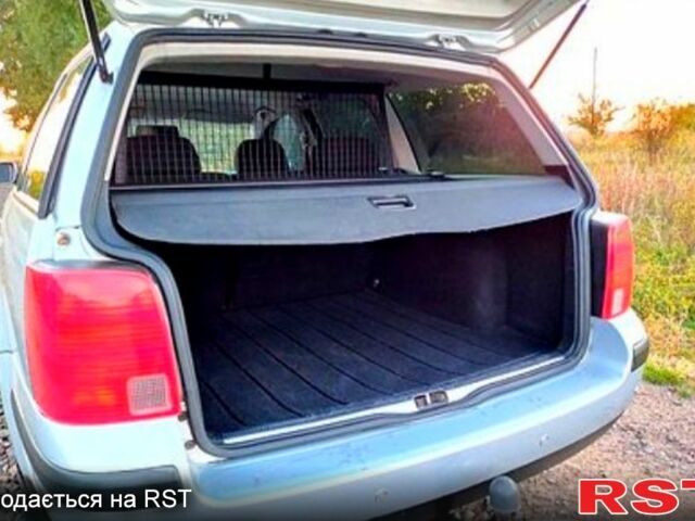 Фольксваген Пассат, объемом двигателя 1.8 л и пробегом 205 тыс. км за 4200 $, фото 6 на Automoto.ua