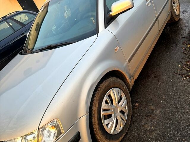 Фольксваген Пассат, объемом двигателя 1.8 л и пробегом 358 тыс. км за 3900 $, фото 1 на Automoto.ua