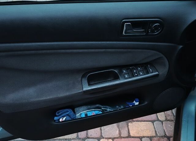 Фольксваген Пассат, об'ємом двигуна 1.9 л та пробігом 336 тис. км за 1500 $, фото 13 на Automoto.ua