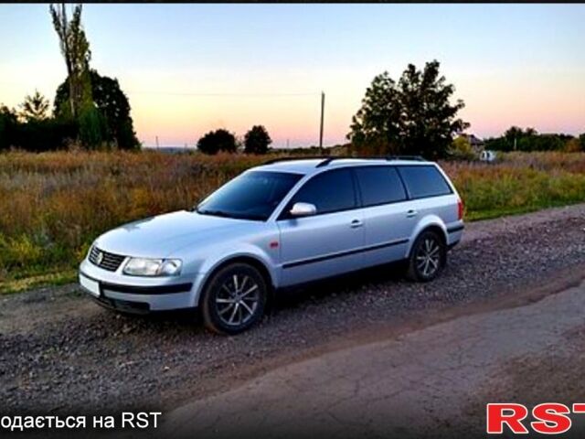 Фольксваген Пассат, объемом двигателя 1.8 л и пробегом 205 тыс. км за 4200 $, фото 1 на Automoto.ua