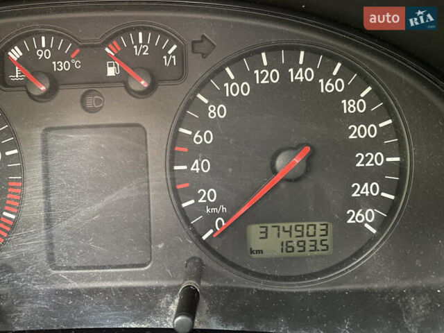 Фольксваген Пассат, объемом двигателя 1.6 л и пробегом 370 тыс. км за 3000 $, фото 14 на Automoto.ua