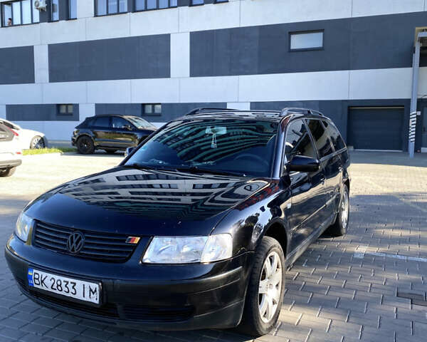 Фольксваген Пассат, объемом двигателя 1.6 л и пробегом 370 тыс. км за 3000 $, фото 4 на Automoto.ua