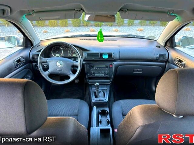 Фольксваген Пассат, об'ємом двигуна 1.6 л та пробігом 248 тис. км за 4950 $, фото 6 на Automoto.ua