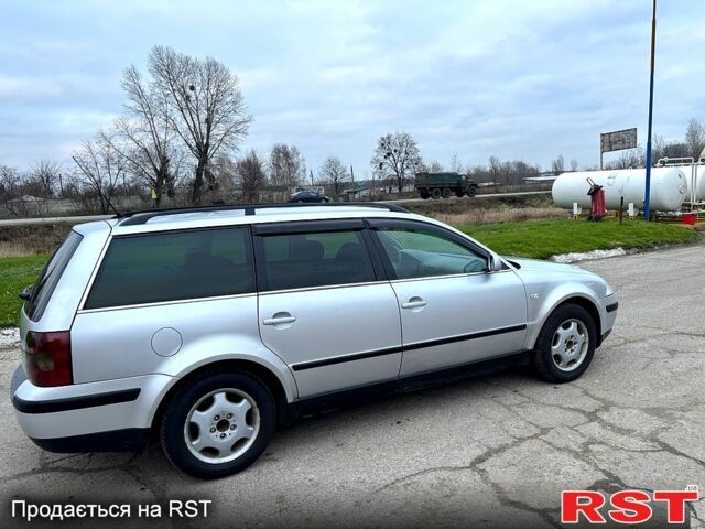 Фольксваген Пассат, объемом двигателя 2 л и пробегом 300 тыс. км за 4500 $, фото 2 на Automoto.ua