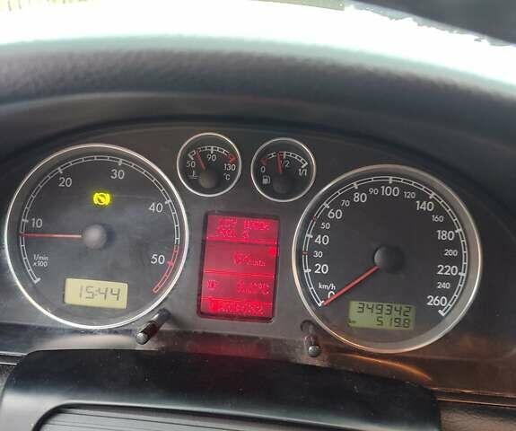 Фольксваген Пассат, объемом двигателя 2.5 л и пробегом 350 тыс. км за 5000 $, фото 8 на Automoto.ua