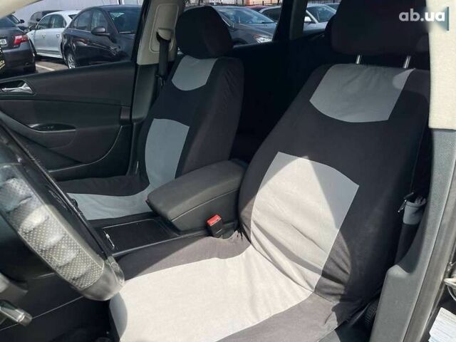 Фольксваген Пассат, об'ємом двигуна 1.9 л та пробігом 270 тис. км за 6490 $, фото 27 на Automoto.ua