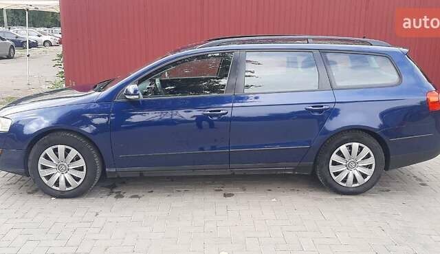 Фольксваген Пассат, объемом двигателя 1.6 л и пробегом 270 тыс. км за 5400 $, фото 1 на Automoto.ua