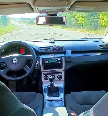 Фольксваген Пассат, объемом двигателя 2 л и пробегом 339 тыс. км за 5900 $, фото 7 на Automoto.ua