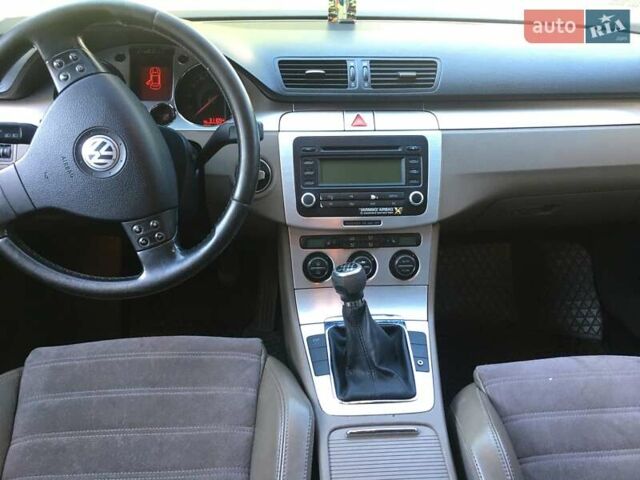 Фольксваген Пассат, объемом двигателя 1.98 л и пробегом 311 тыс. км за 4000 $, фото 9 на Automoto.ua