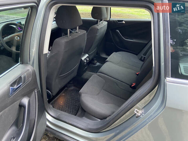 Фольксваген Пассат, объемом двигателя 2 л и пробегом 295 тыс. км за 5000 $, фото 9 на Automoto.ua