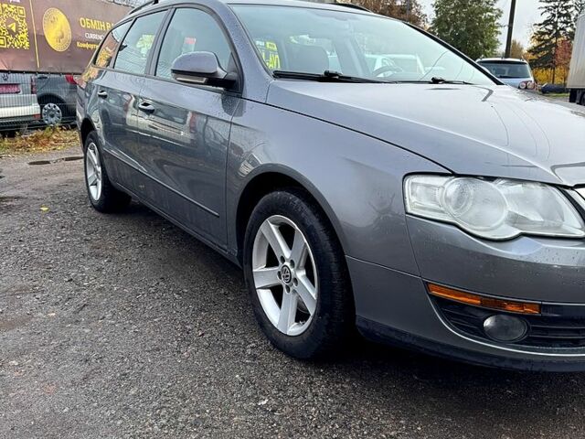 Фольксваген Пассат 2006 в Лубнах на Automoto.ua Фольксваген Пассат, объемом двигателя 1.6 л и пробегом 231 тыс. км за 5699 $, фото 10 на Automoto.ua