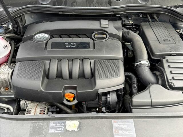 Фольксваген Пассат 2006 в Лубнах на Automoto.ua Фольксваген Пассат, объемом двигателя 1.6 л и пробегом 231 тыс. км за 5699 $, фото 12 на Automoto.ua