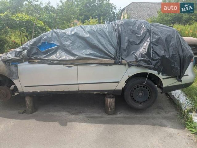 Фольксваген Пассат, об'ємом двигуна 2 л та пробігом 300 тис. км за 1500 $, фото 1 на Automoto.ua
