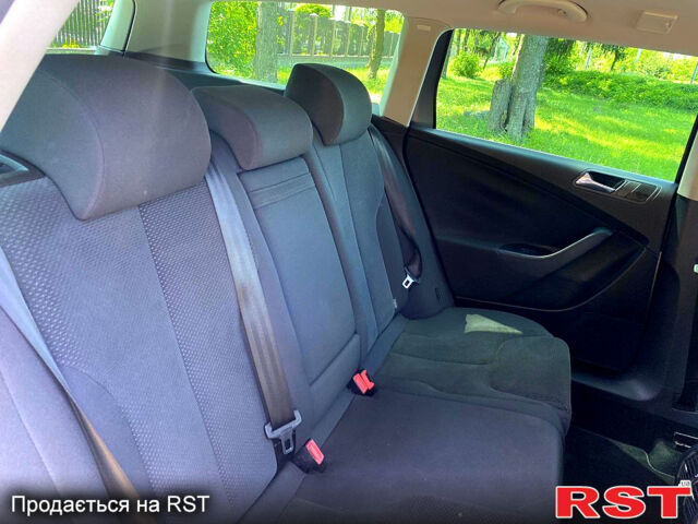 Фольксваген Пассат, объемом двигателя 1.6 л и пробегом 174 тыс. км за 6100 $, фото 9 на Automoto.ua