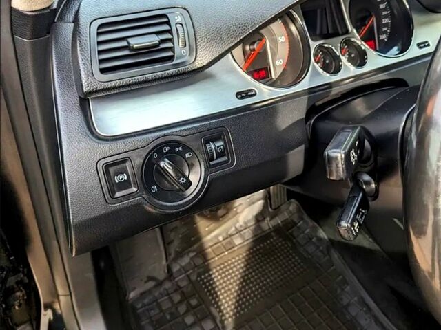 Фольксваген Пассат, объемом двигателя 2 л и пробегом 415 тыс. км за 6100 $, фото 4 на Automoto.ua