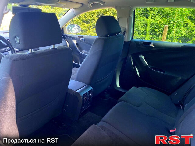 Фольксваген Пассат, объемом двигателя 1.6 л и пробегом 174 тыс. км за 6100 $, фото 8 на Automoto.ua