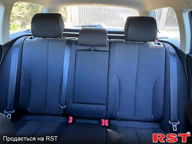 Фольксваген Пассат, об'ємом двигуна 1.6 л та пробігом 207 тис. км за 6300 $, фото 8 на Automoto.ua