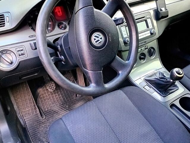 Фольксваген Пассат, объемом двигателя 1.6 л и пробегом 340 тыс. км за 5800 $, фото 2 на Automoto.ua