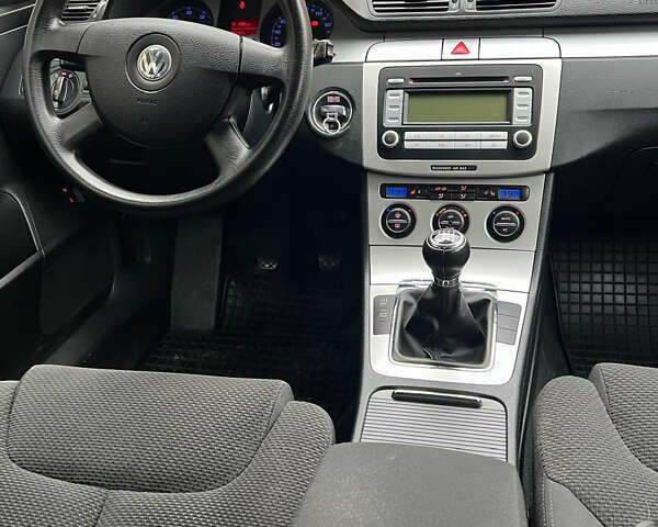 Фольксваген Пассат, об'ємом двигуна 1.8 л та пробігом 214 тис. км за 6777 $, фото 22 на Automoto.ua