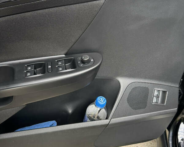 Фольксваген Пассат, объемом двигателя 2 л и пробегом 248 тыс. км за 7500 $, фото 34 на Automoto.ua