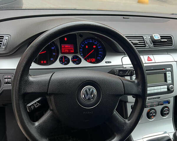 Фольксваген Пассат, об'ємом двигуна 1.8 л та пробігом 214 тис. км за 6777 $, фото 20 на Automoto.ua