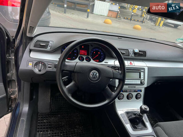 Фольксваген Пассат, об'ємом двигуна 1.8 л та пробігом 214 тис. км за 6777 $, фото 18 на Automoto.ua