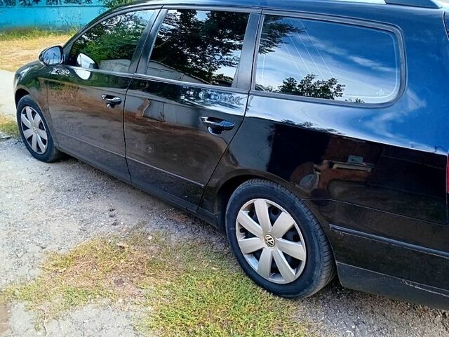 Фольксваген Пассат, объемом двигателя 1.6 л и пробегом 340 тыс. км за 5800 $, фото 1 на Automoto.ua