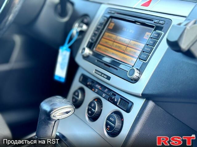 Фольксваген Пассат, объемом двигателя 2 л и пробегом 234 тыс. км за 6499 $, фото 8 на Automoto.ua