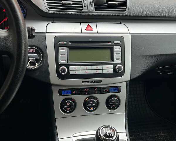 Фольксваген Пассат, об'ємом двигуна 1.8 л та пробігом 214 тис. км за 6777 $, фото 14 на Automoto.ua