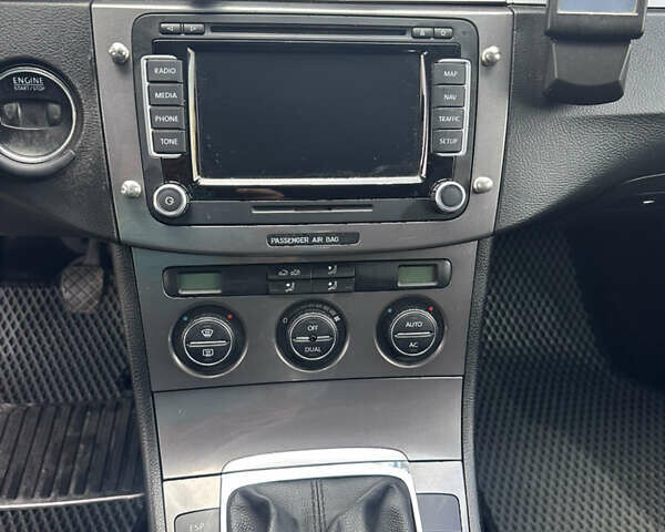 Фольксваген Пассат, объемом двигателя 1.9 л и пробегом 255 тыс. км за 6900 $, фото 16 на Automoto.ua