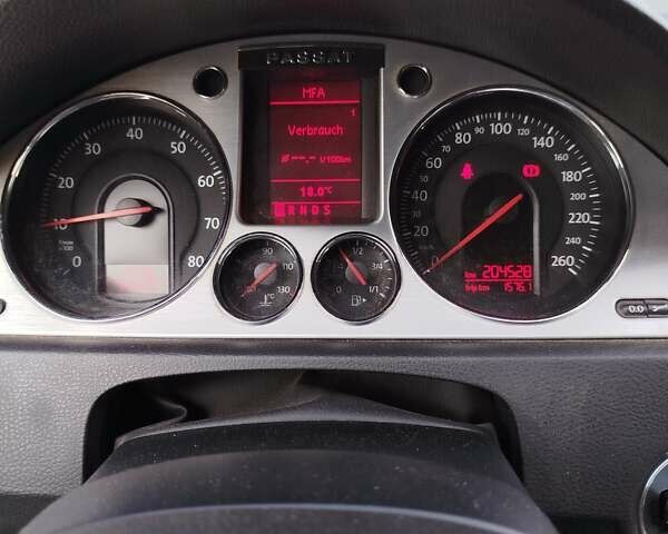 Фольксваген Пассат, объемом двигателя 1.8 л и пробегом 206 тыс. км за 6094 $, фото 3 на Automoto.ua