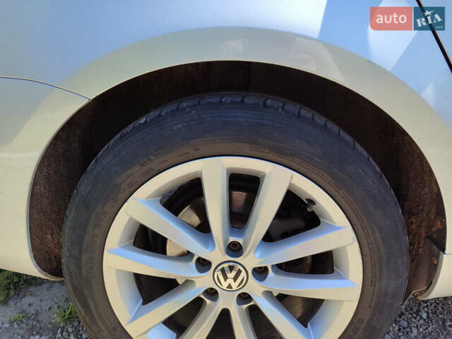 Фольксваген Пассат, объемом двигателя 2 л и пробегом 303 тыс. км за 11000 $, фото 4 на Automoto.ua
