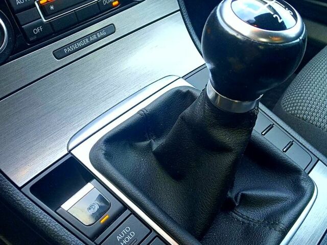 Фольксваген Пассат, объемом двигателя 1.6 л и пробегом 135 тыс. км за 9800 $, фото 11 на Automoto.ua