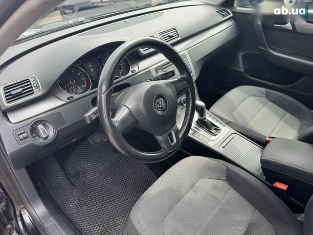 Фольксваген Пассат, об'ємом двигуна 1.8 л та пробігом 280 тис. км за 9990 $, фото 12 на Automoto.ua