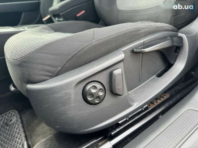 Фольксваген Пассат, об'ємом двигуна 1.8 л та пробігом 280 тис. км за 9990 $, фото 15 на Automoto.ua