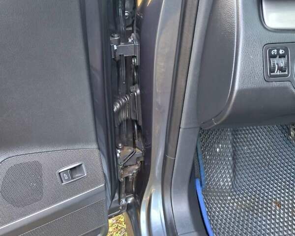 Фольксваген Пассат, объемом двигателя 2 л и пробегом 352 тыс. км за 9500 $, фото 9 на Automoto.ua