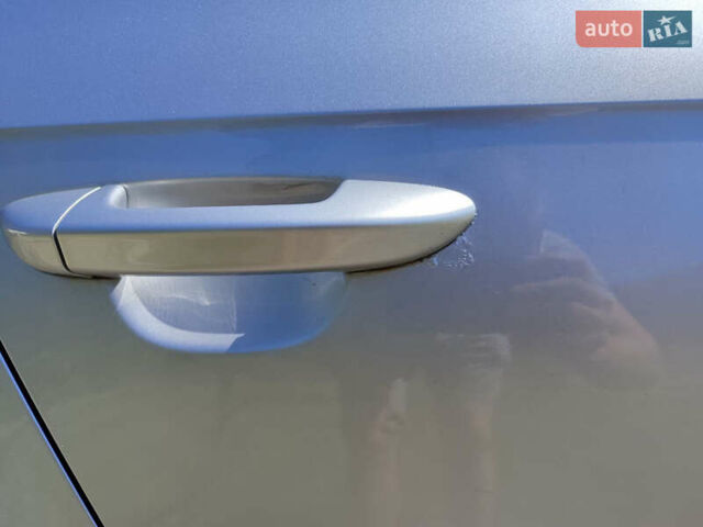 Фольксваген Пассат, объемом двигателя 2 л и пробегом 303 тыс. км за 11000 $, фото 3 на Automoto.ua