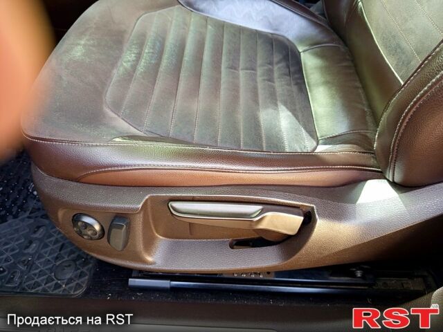 Фольксваген Пассат, объемом двигателя 18 л и пробегом 257 тыс. км за 11700 $, фото 10 на Automoto.ua