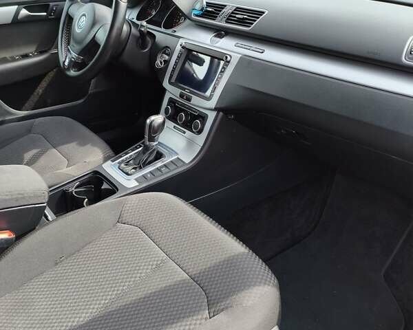 Фольксваген Пассат, объемом двигателя 2 л и пробегом 290 тыс. км за 10699 $, фото 13 на Automoto.ua