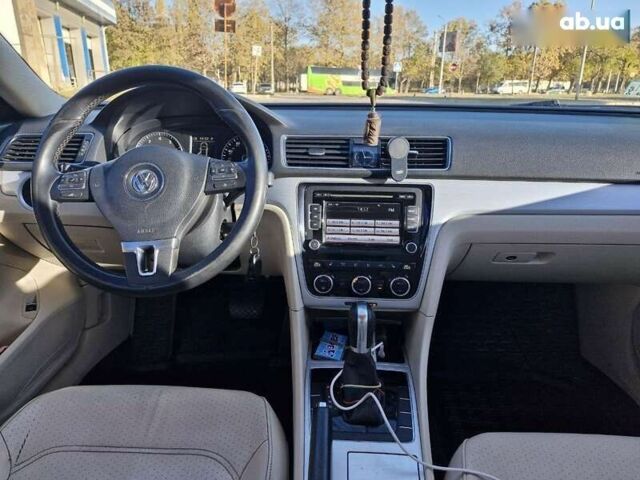 Фольксваген Пассат, об'ємом двигуна 2.5 л та пробігом 213 тис. км за 8499 $, фото 17 на Automoto.ua