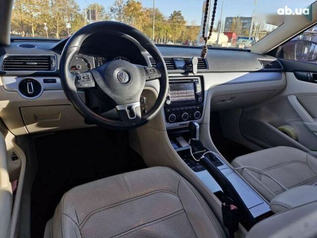 Фольксваген Пассат, об'ємом двигуна 2.5 л та пробігом 213 тис. км за 8499 $, фото 18 на Automoto.ua
