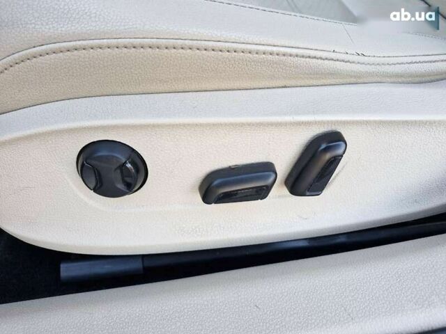 Фольксваген Пассат, об'ємом двигуна 2.5 л та пробігом 213 тис. км за 8499 $, фото 14 на Automoto.ua