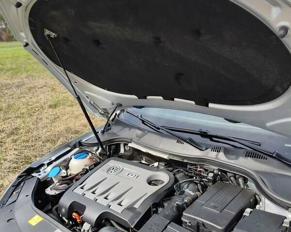 Фольксваген Пассат, объемом двигателя 2 л и пробегом 290 тыс. км за 10699 $, фото 25 на Automoto.ua