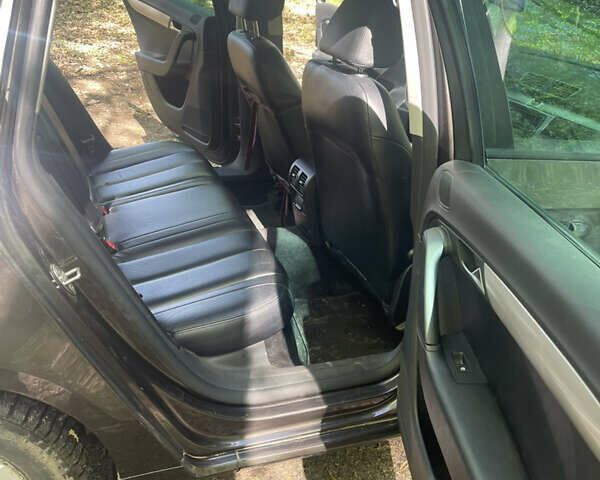 Фольксваген Пассат, об'ємом двигуна 1.6 л та пробігом 266 тис. км за 9200 $, фото 13 на Automoto.ua