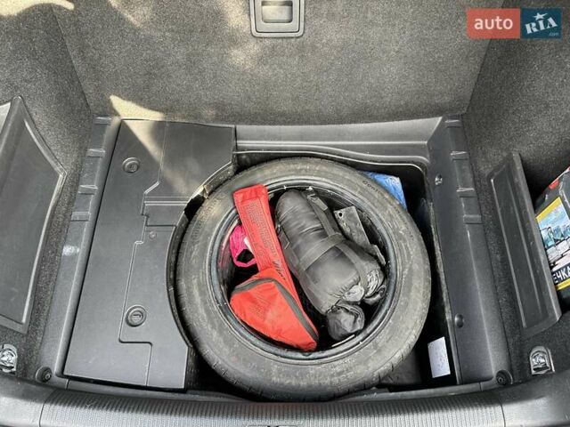 Фольксваген Пассат, об'ємом двигуна 1.97 л та пробігом 240 тис. км за 15000 $, фото 42 на Automoto.ua