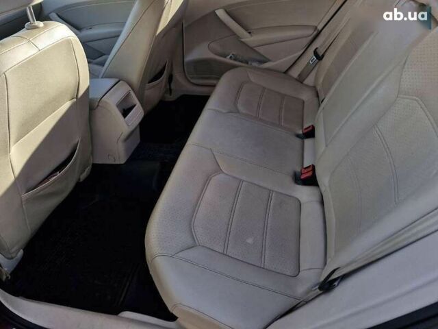 Фольксваген Пассат, об'ємом двигуна 2.5 л та пробігом 213 тис. км за 8499 $, фото 26 на Automoto.ua