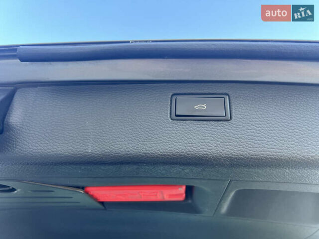 Фольксваген Пассат, объемом двигателя 2 л и пробегом 227 тыс. км за 9999 $, фото 18 на Automoto.ua