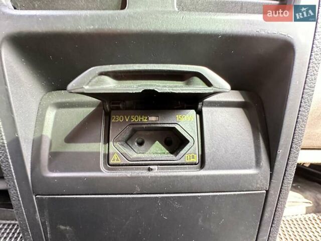 Фольксваген Пассат, об'ємом двигуна 1.97 л та пробігом 240 тис. км за 15000 $, фото 35 на Automoto.ua