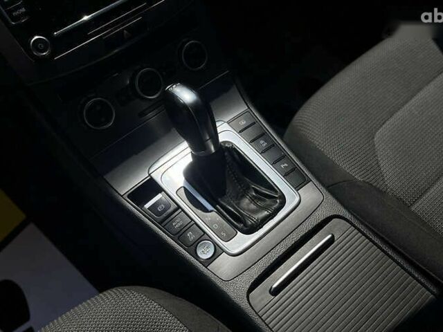 Фольксваген Пассат, об'ємом двигуна 2 л та пробігом 276 тис. км за 12500 $, фото 15 на Automoto.ua